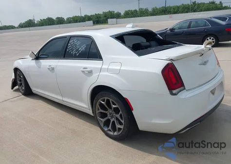 2015 Chrysler 300 S z USA, uszkodzony, nr VIN 2C3CCABG7FH755711